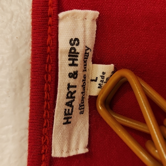 Hearts and Hips Long Sleeve Tee - Picture 2 of 5